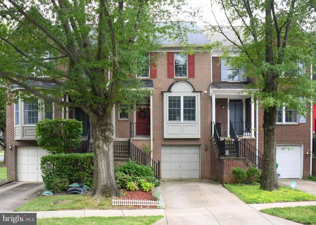 310 Skidmore Blvd, Gaithersburg