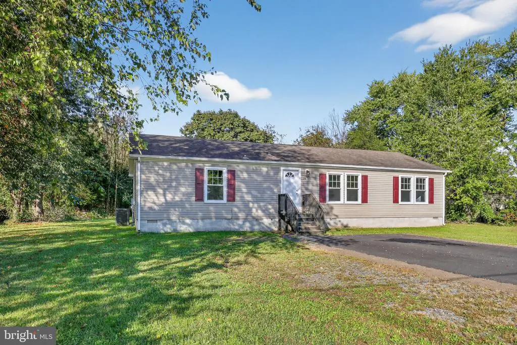 719 Hopewell Dr, Clayton