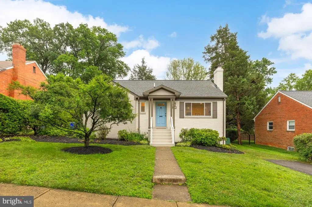 6232 18th Rd N, ARLINGTON