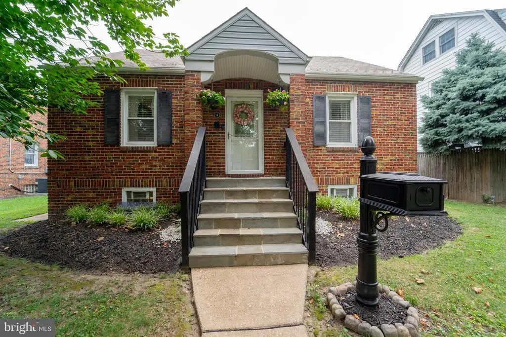 14 Liberty Pkwy, DUNDALK