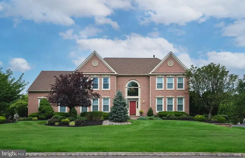 1084 S Kimbles Rd, YARDLEY
