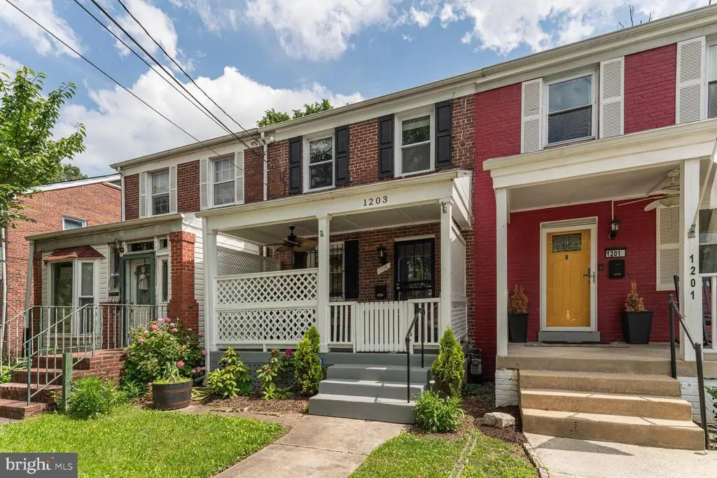 1203 Congress St Se, WASHINGTON