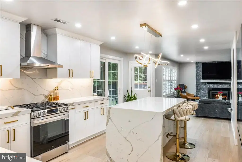 823 Yearling Dr, NEW HOPE