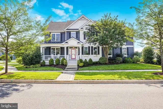757 Idlewyld Dr, Middletown