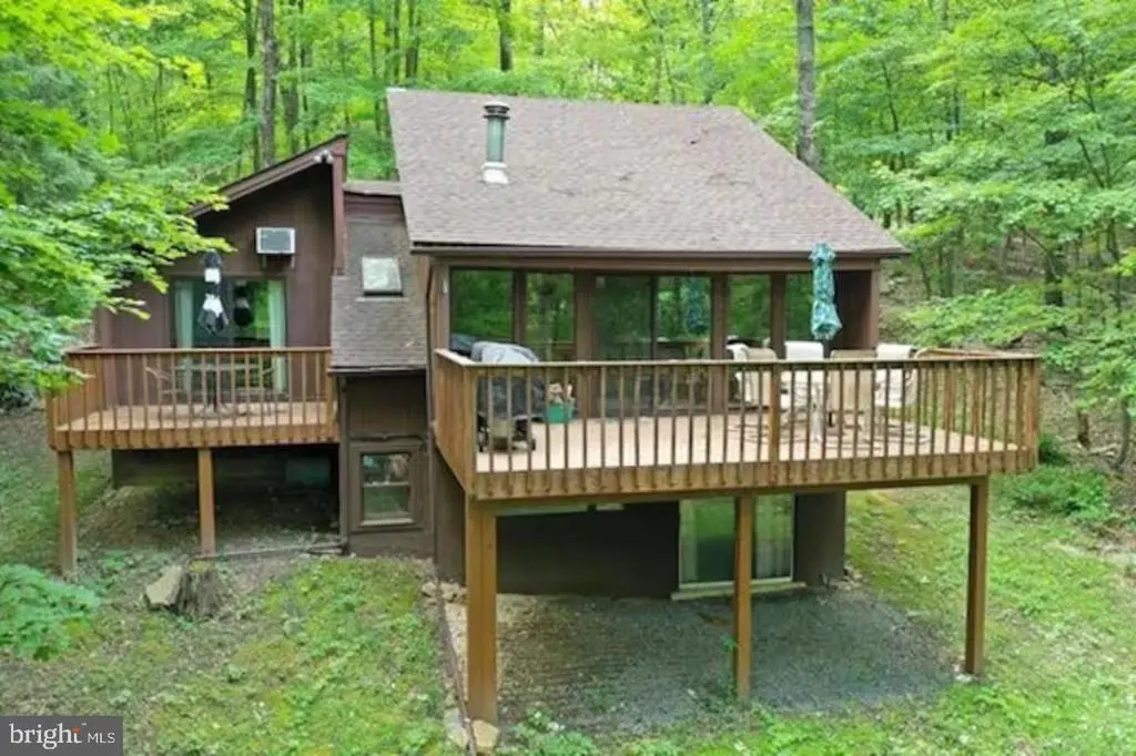 170 Whipporwill Way, BERKELEY SPRINGS