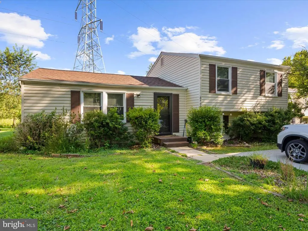 6589 Robin Song, Columbia