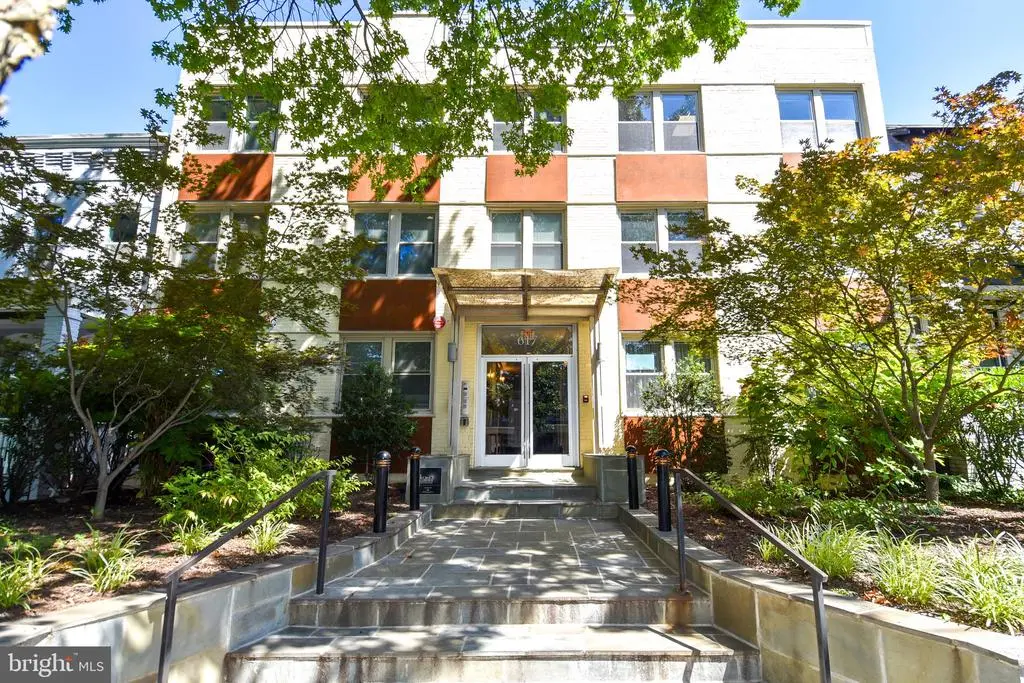 617 Jefferson St Nw #301, WASHINGTON