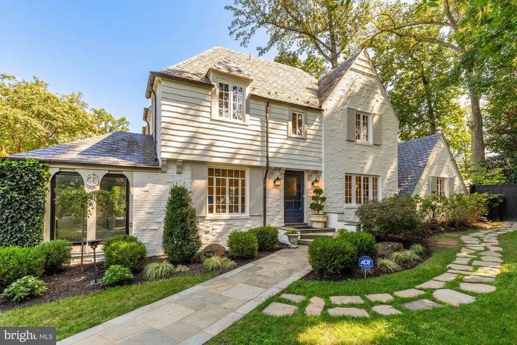 3110 Rolling Rd, CHEVY CHASE