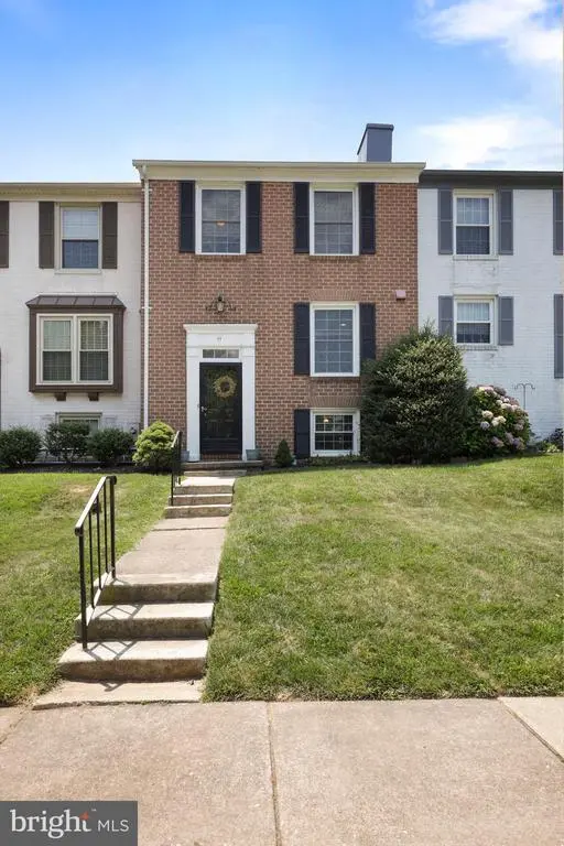 11 Donagh, Lutherville Timonium