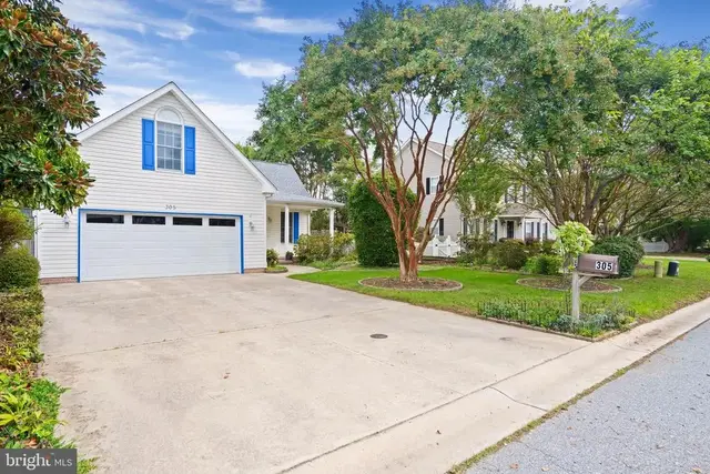 305 Seagull Dr, Lewes