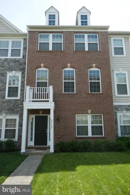 44132 Puma Sq, CHANTILLY