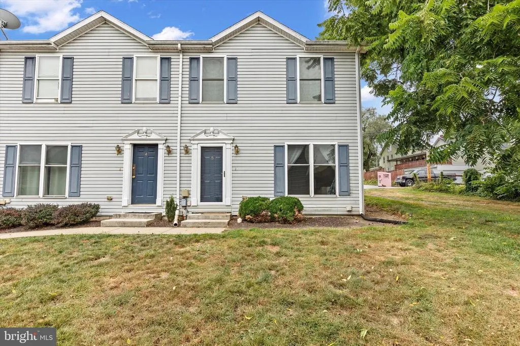 1102 Market St #5, New Cumberland