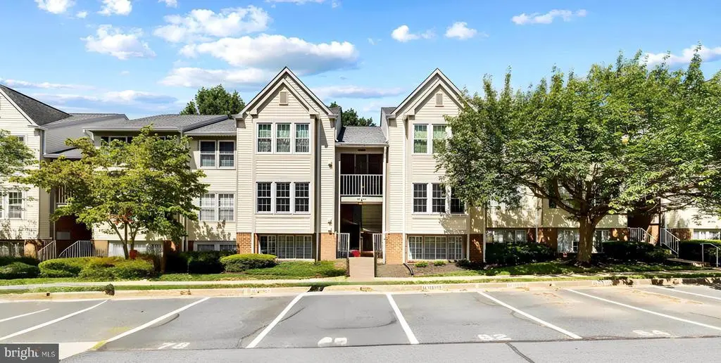 82 Surrey Ln #143, Baltimore