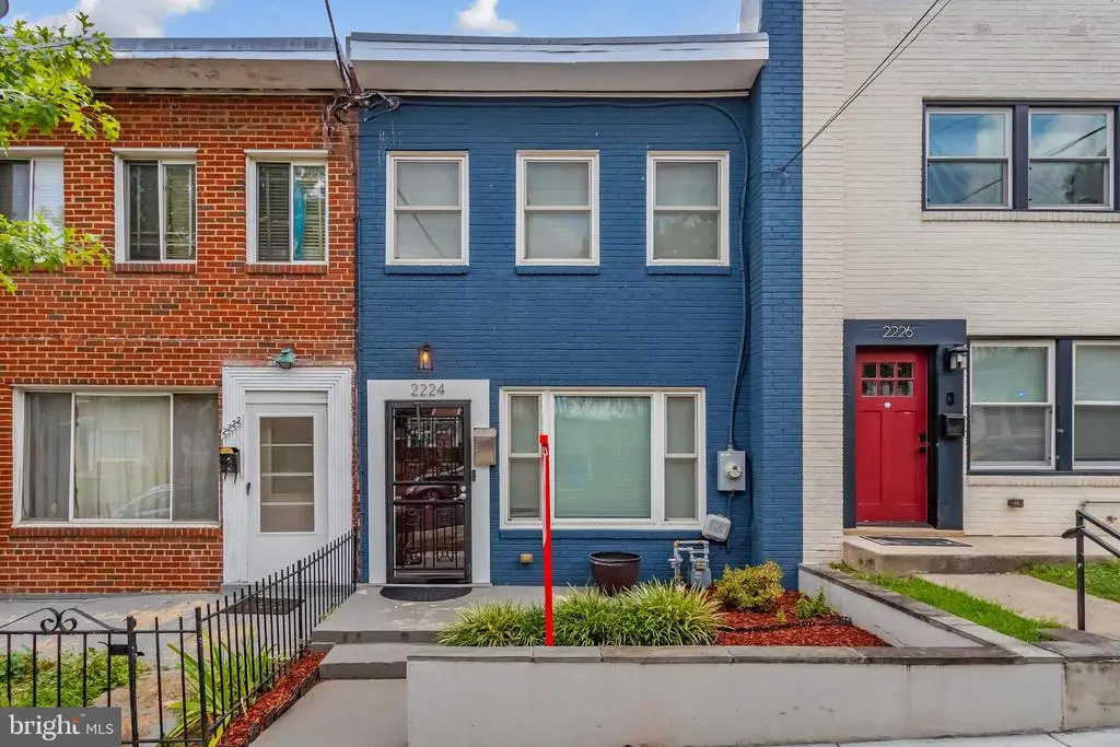 2224 16th St Ne, WASHINGTON
