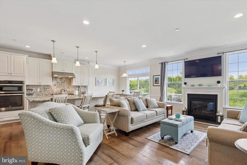 2150 Julia Dr, CONSHOHOCKEN