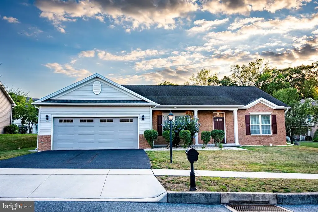 1710 Stroup Cir, MECHANICSBURG