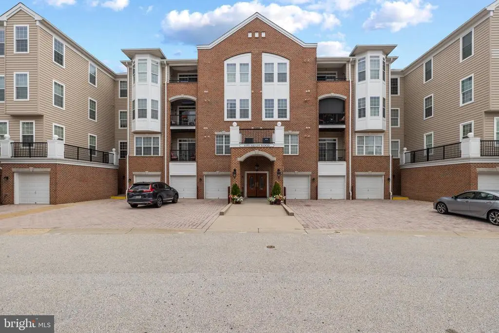 6155 Shadywood Rd #204, Elkridge