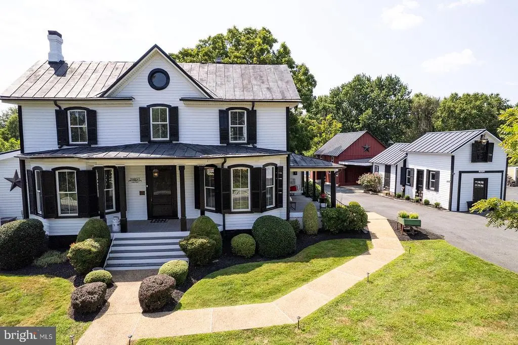 20857 Ashburn Rd, ASHBURN