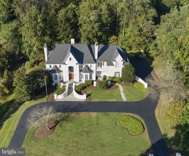 8709 Crider Brook Way, Potomac
