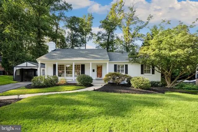 12114 Whippoorwill Ln, Rockville