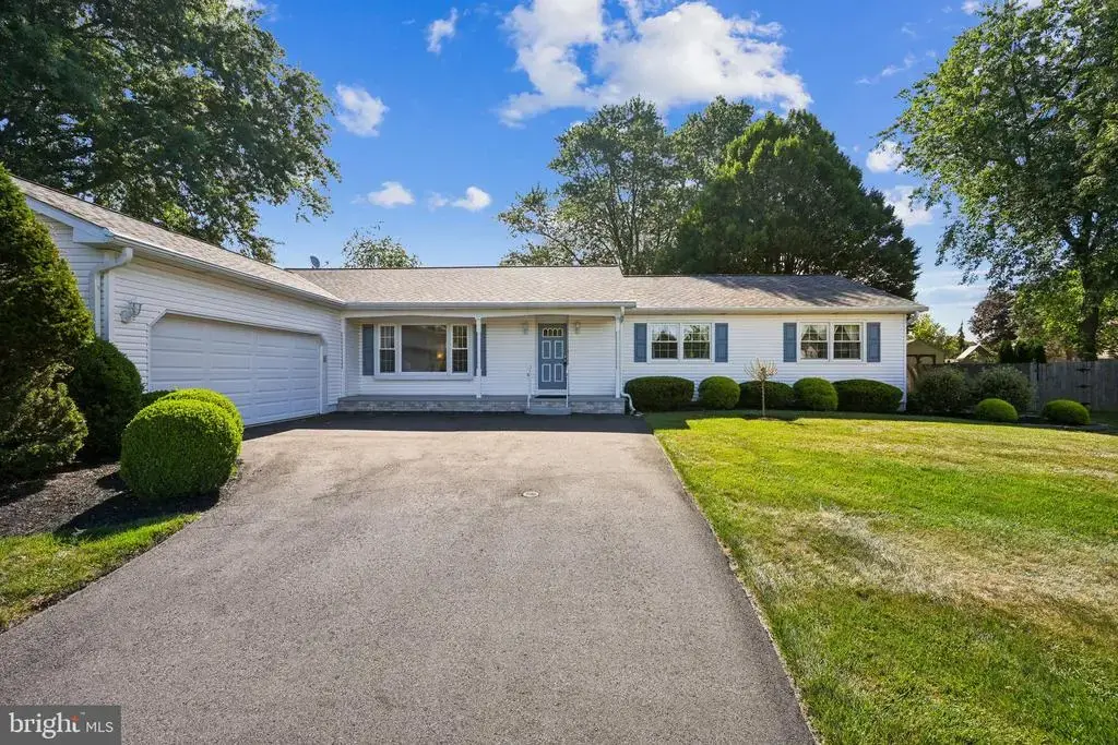 873 Olsen Dr, YARDLEY