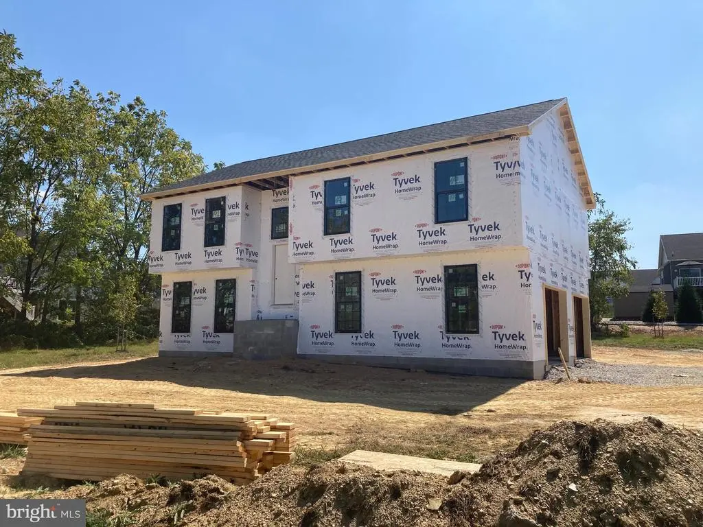 1280 Maple Ln #10, HANOVER