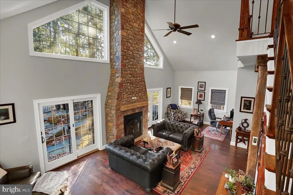 338 Candy Rd, Mohnton