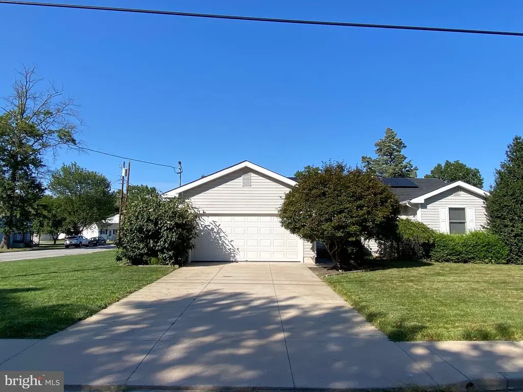 42 Harvard Rd, PENNSVILLE