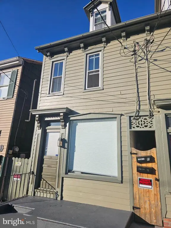 30 S 4th St, Columbia