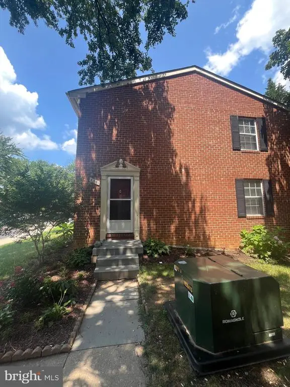 8761 Hayshed Ln, Columbia