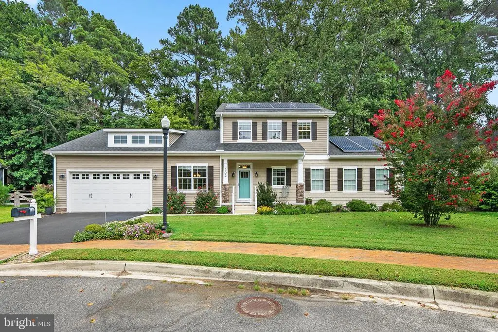 303 Valley Rd, MILTON