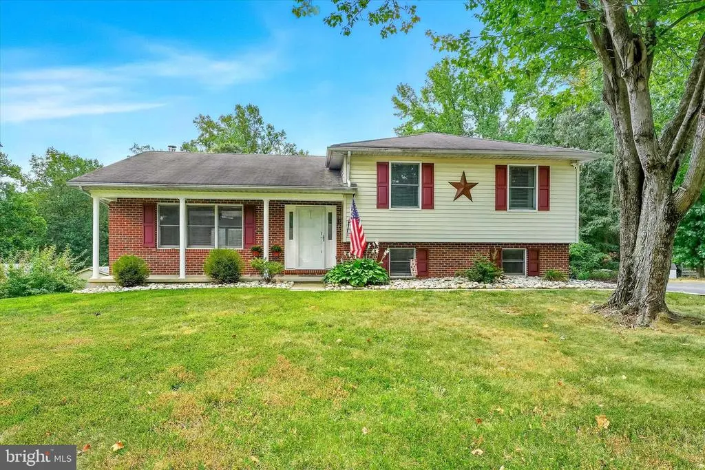 137 White Pine Cir, Elkton