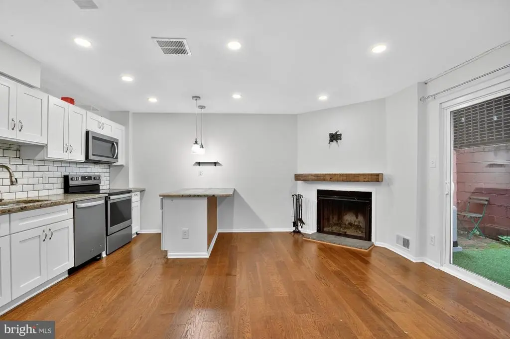 306 W Wildey St #a, PHILADELPHIA