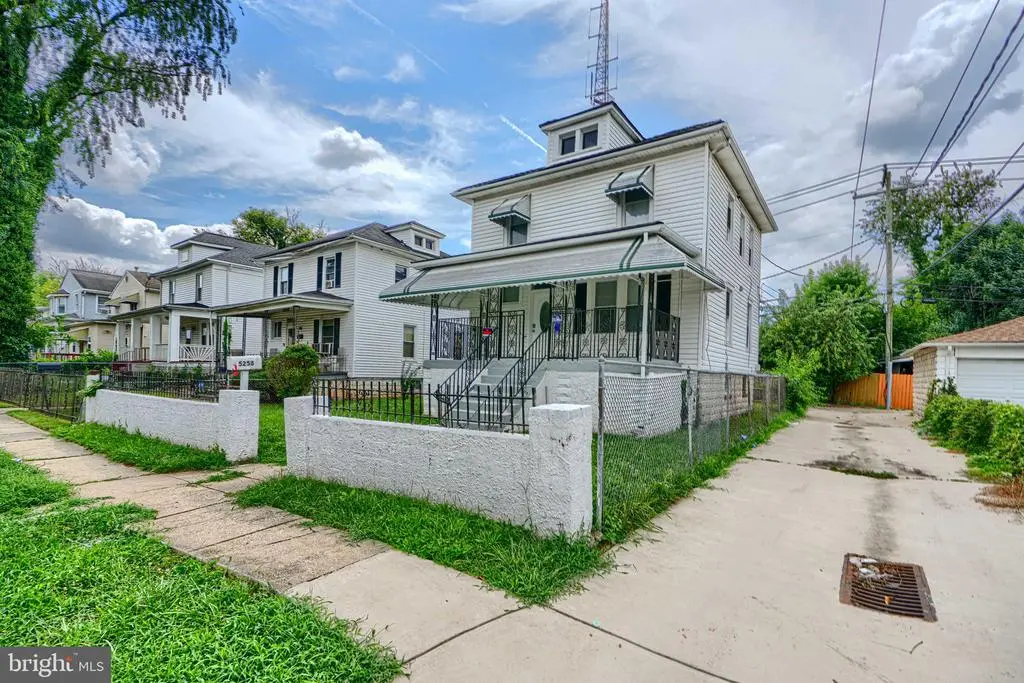 5258 Saint Charles Ave, BALTIMORE