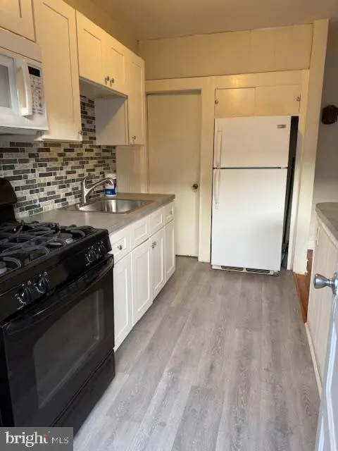 5138 Akron St, PHILADELPHIA