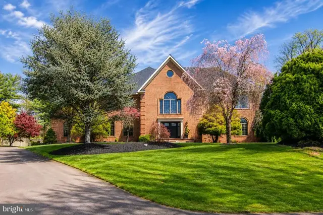 11029 Plumwood Cir, Hagerstown