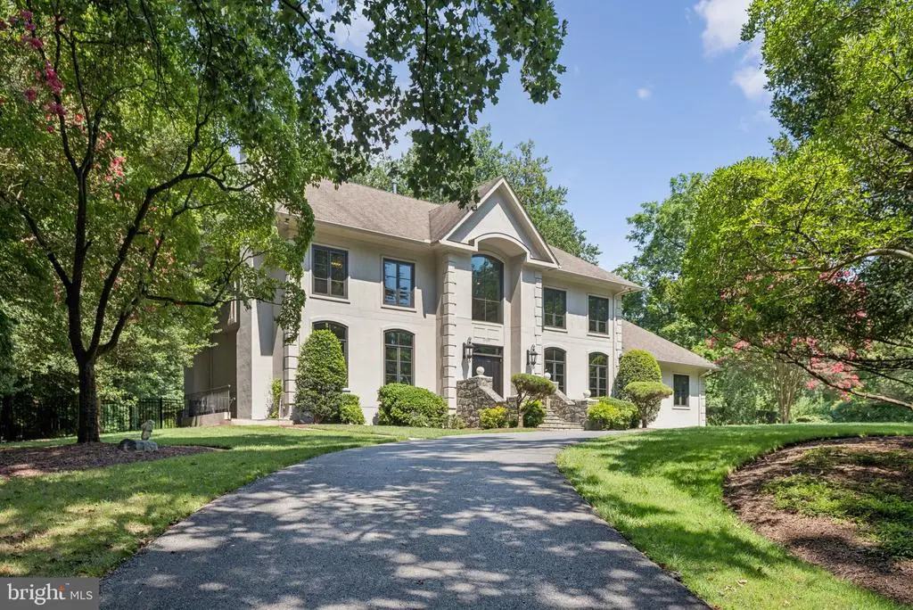 11119 Arroyo Dr, North Bethesda