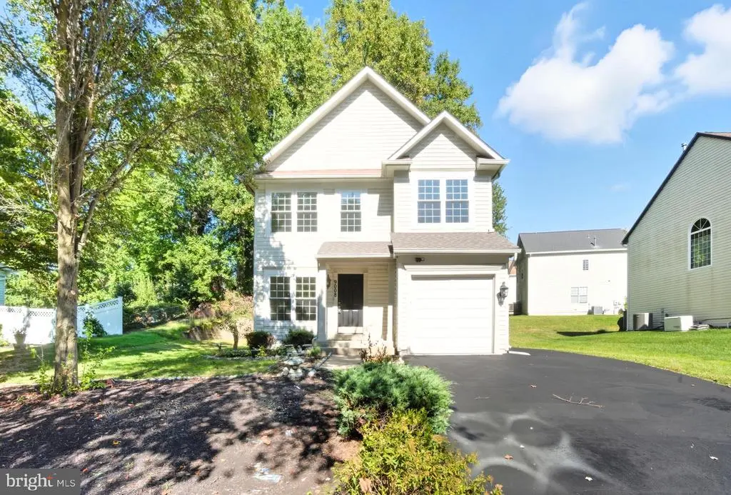 9008 Goldfield Pl, Clinton