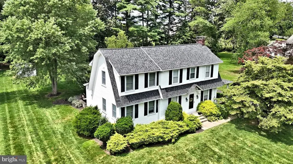 84 Woodlawn Ave, CHALFONT