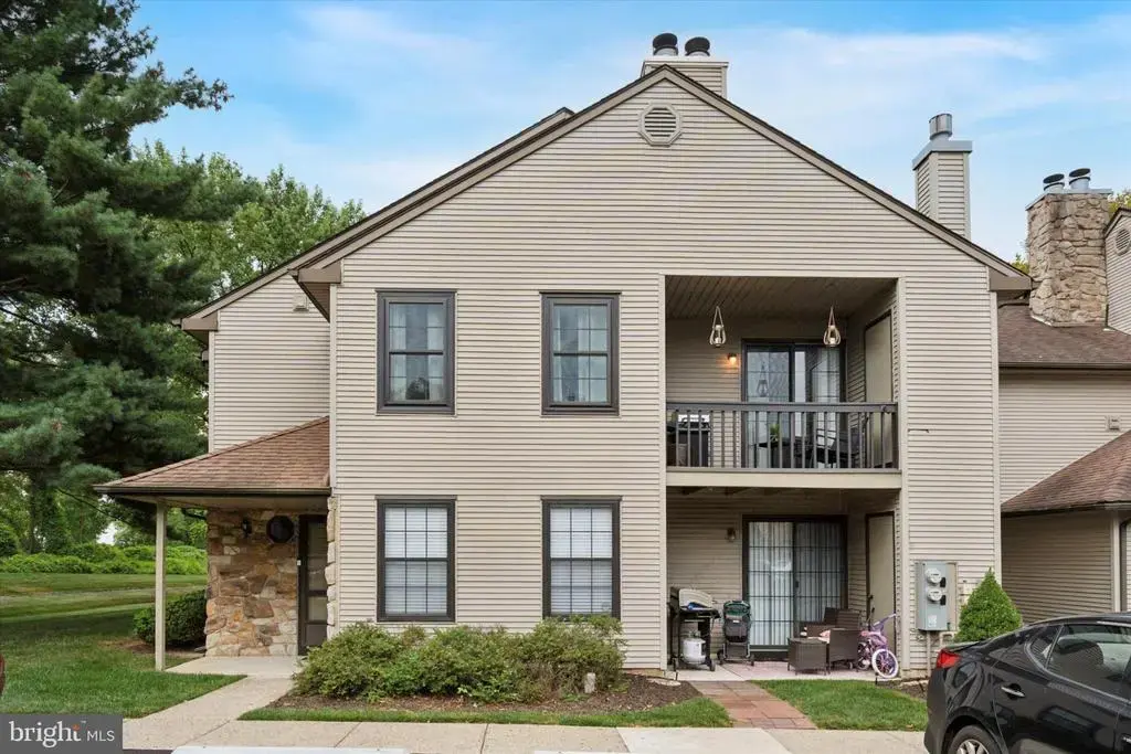284 Sassafras Ct, WARRINGTON