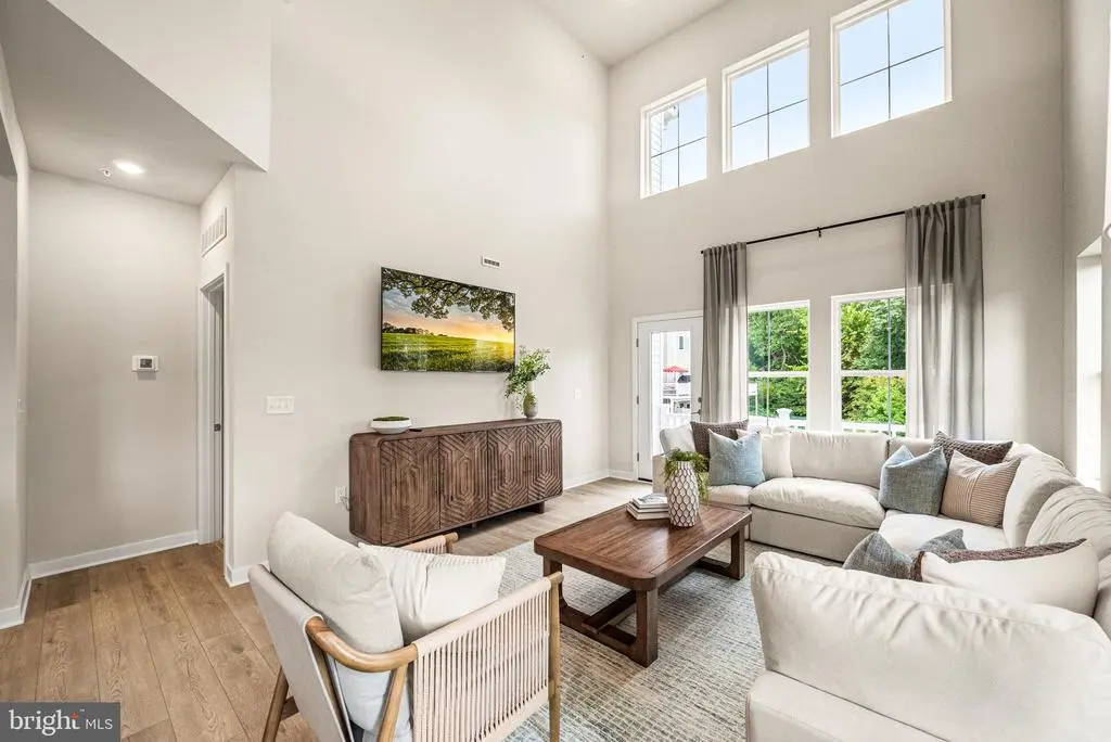 632 Arrowgrass Ln, NEW CASTLE