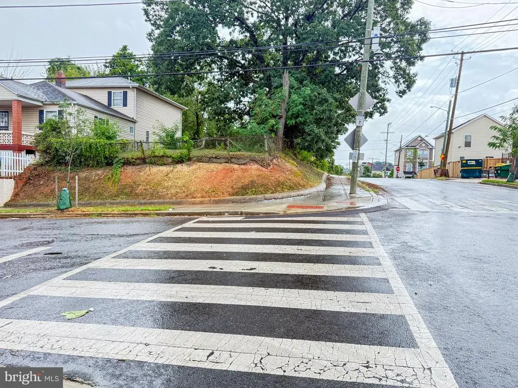 51st St Se, WASHINGTON