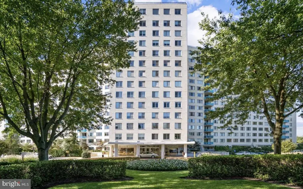 10500 Rockville Pike #406, Rockville