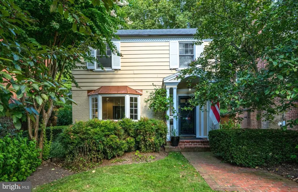 3915 47th St Nw, WASHINGTON