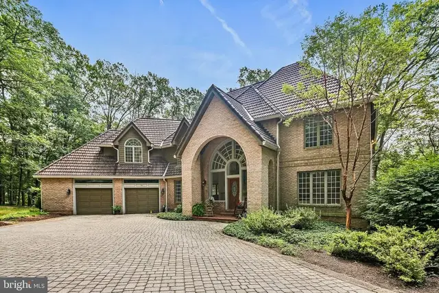 785 View West Dr, Westminster