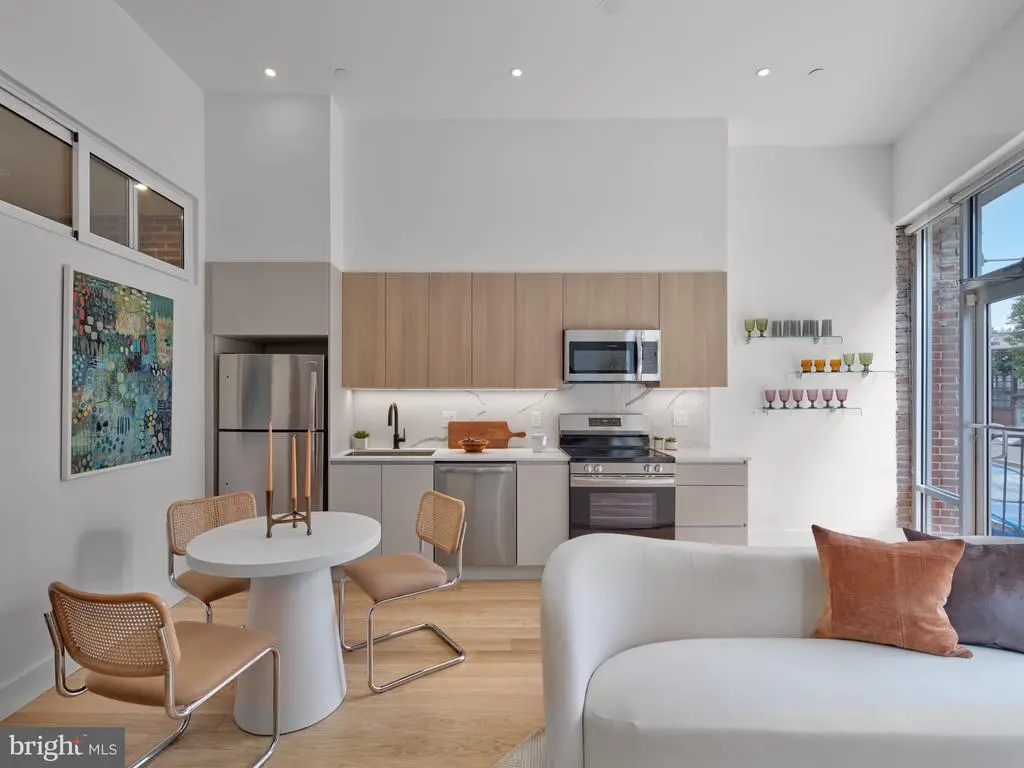 1099 Germantown Ave #m115, PHILADELPHIA