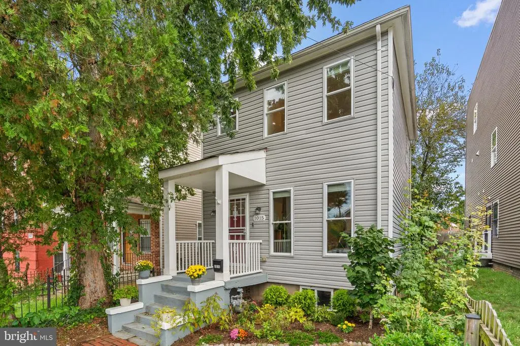 1015 48th St Ne, WASHINGTON