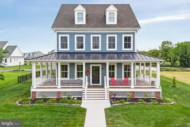 1313 Officers Row, Delaware City