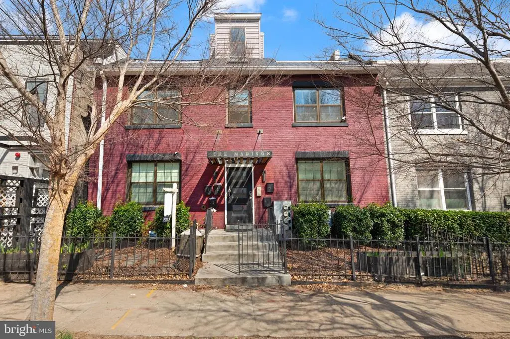 1812 D St Ne #1, WASHINGTON