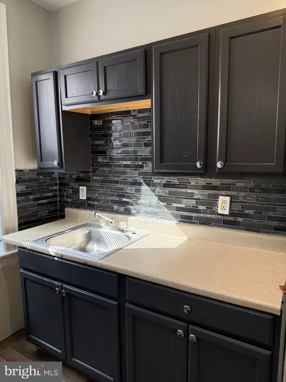 6130 Locust St ##2nd Floor, PHILADELPHIA